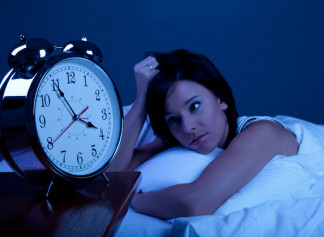 В чому причина безсоння? Або постійний вплив синього світла